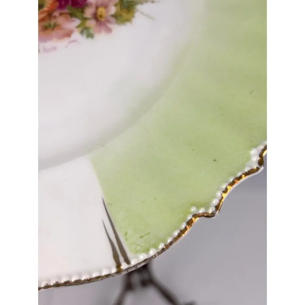 Antique Unmarked Hand Painted Porcelain Plate‎ Green White Floral Gold Trim